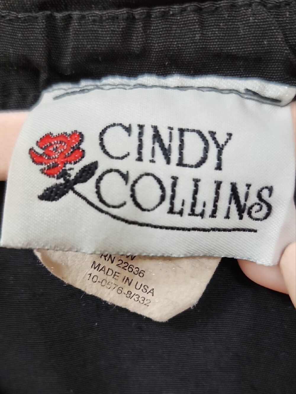 Vintage Cindy Collins Black Sleeveless Blouse - Picture 2 of 4